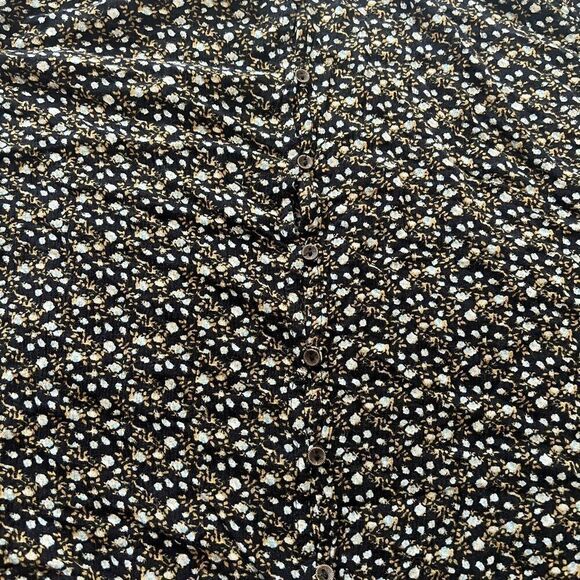 Maurices Ditsy Floral Cinched Bottom Blouse size L - Picture 6 of 9